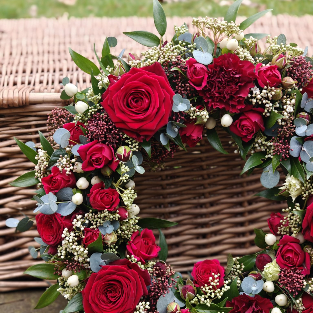 Classic red wreath